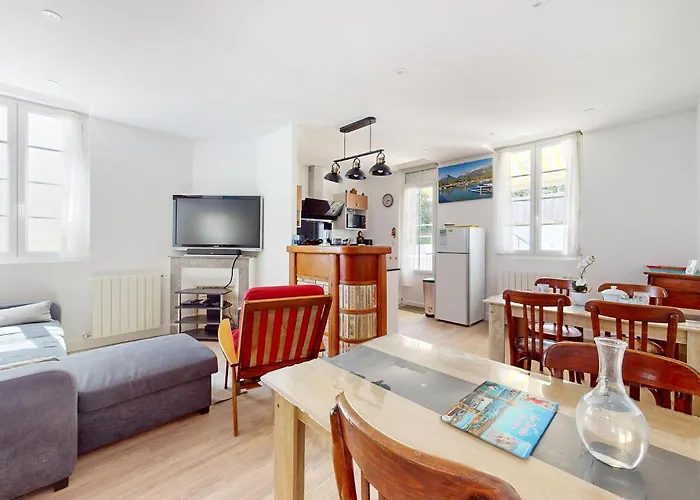 Holiday home 3 Bedroom Amazing In *