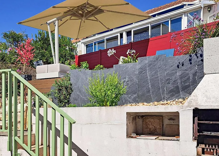 Holiday home 3 Bedroom Amazing In Royan