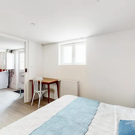 3 Bedroom Beautiful In Дом отдыха *